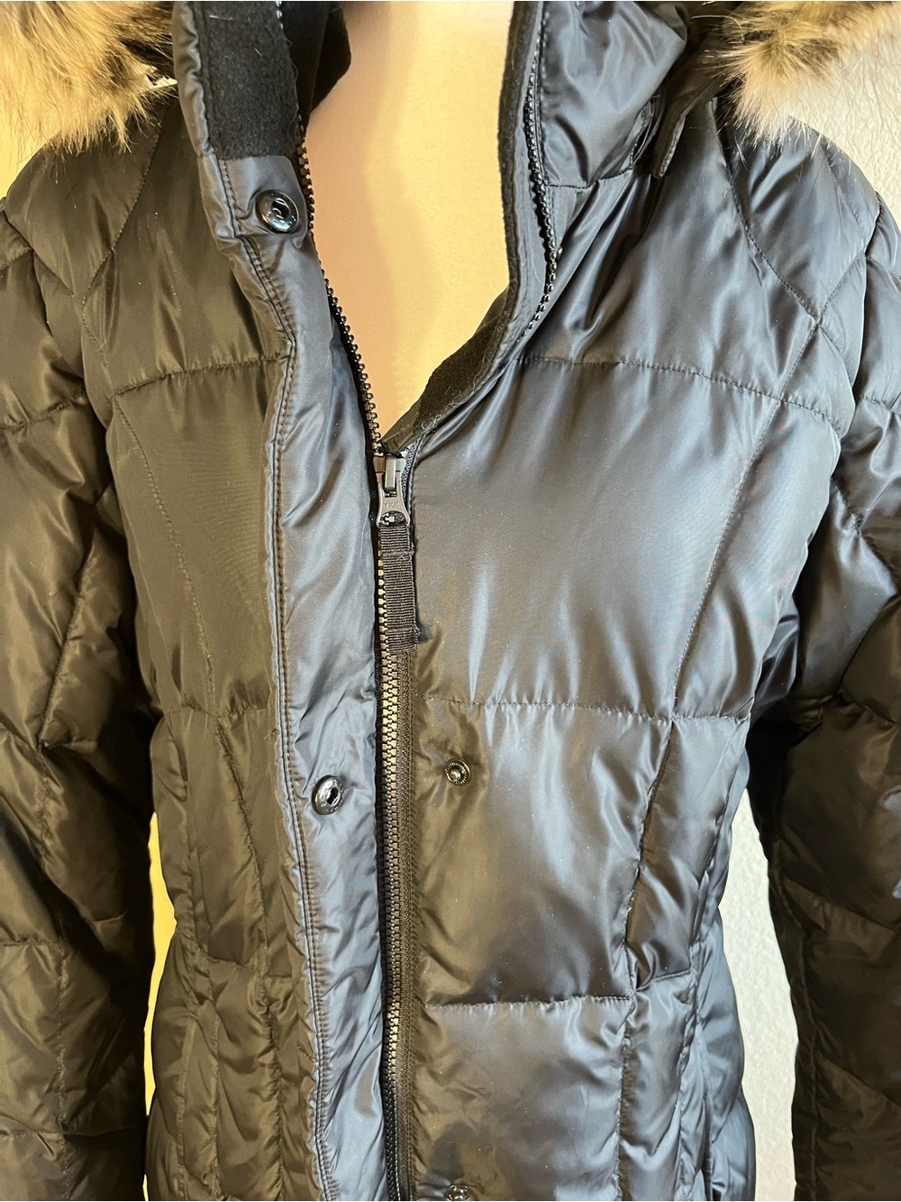 Eddie Bauer Black Long Hooded Puffer Coat with Faux Fur Trim - Picture 4 of 4